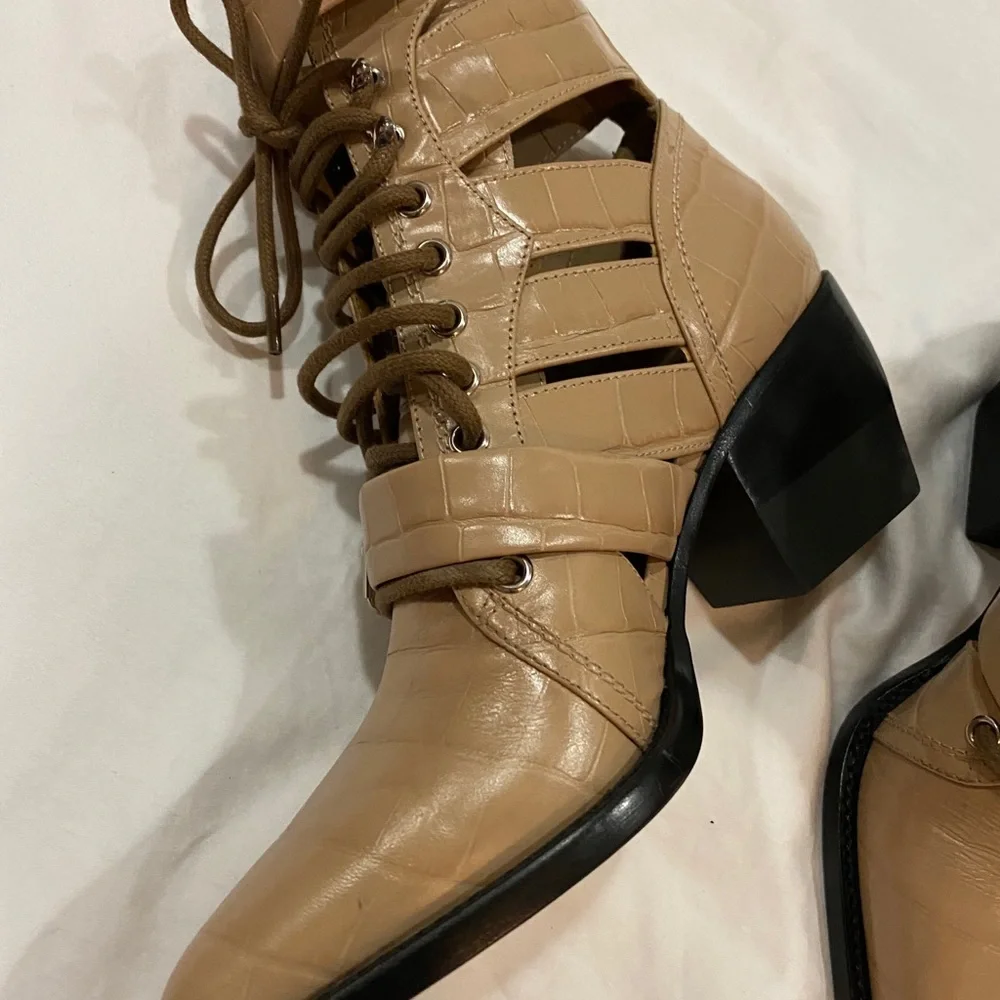 Chloe Rylee Boot - Picture 4 of 11